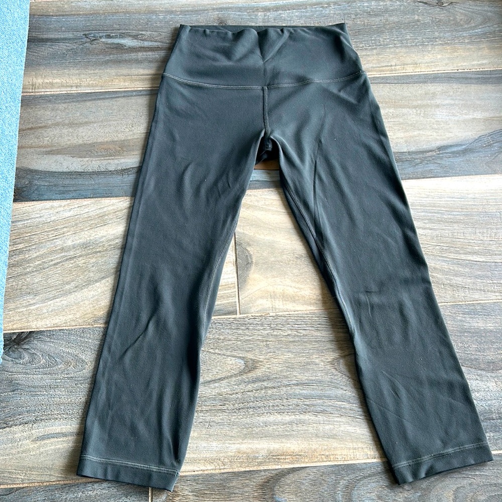COPY - lululemon Align™ High-Rise Crop 21" Gray Size 6